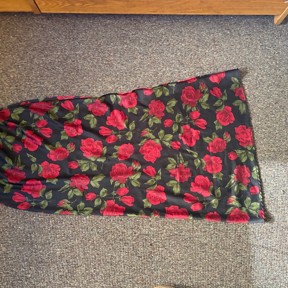 Show Me Your MuMu Black and Red Floral Pencil Skirt
